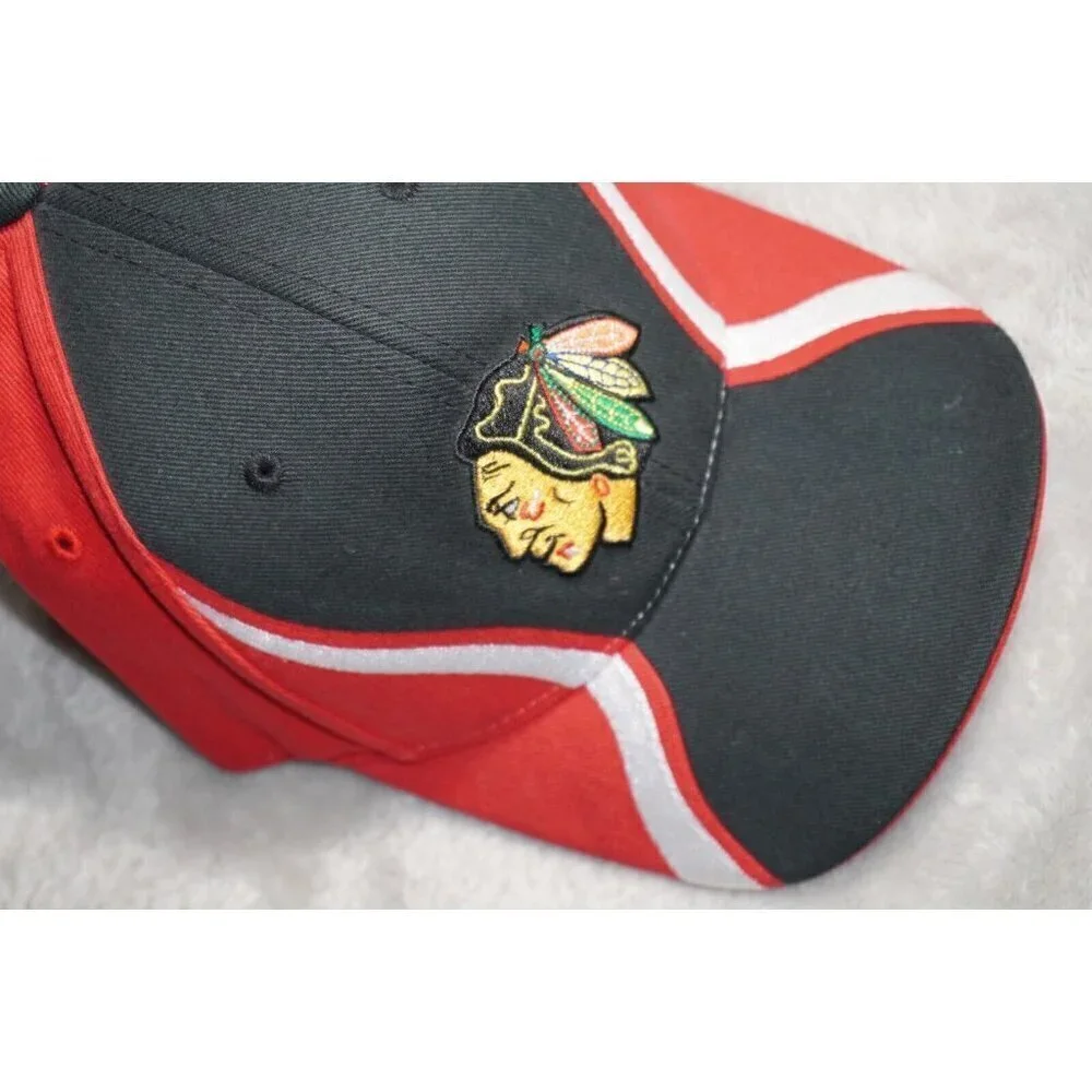 Chicago Blackhawks Reebok NHL Swirl Fitted Cap Hat - Size Youth